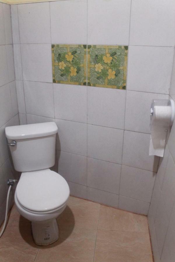 אמפווה Ban Khun Rin Homestay מראה חיצוני תמונה